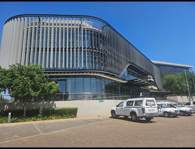 752M² OFFICE TO LET IN DORINGKLOOF