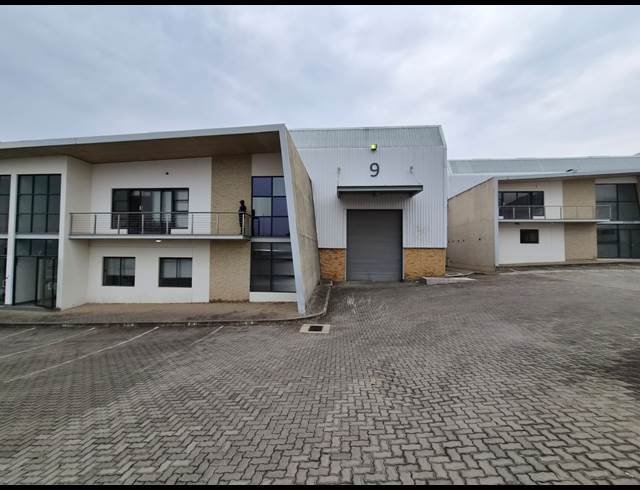 1,166M² WAREHOUSE TO LET IN LINBRO PARK