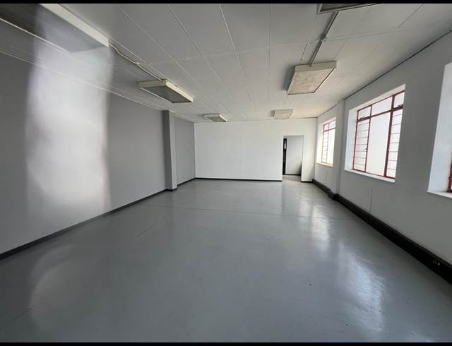 1,154M² WAREHOUSE TO LET IN STRIJDOMPARK