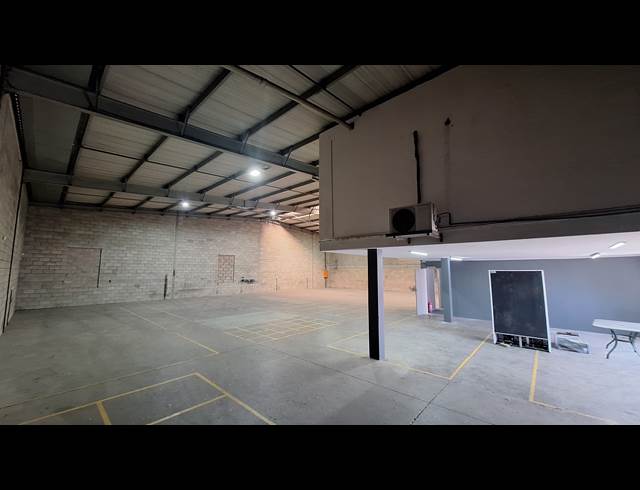 662M² WAREHOUSE TO LET IN KYA SANDS