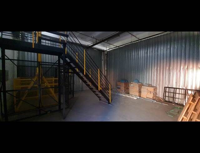 1,060M² WAREHOUSE TO LET IN BENONI SOUTH