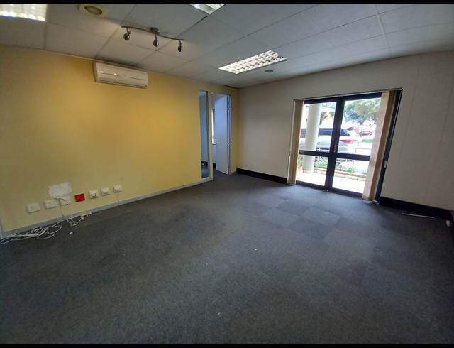 245M² OFFICE TO LET IN BRYANSTON