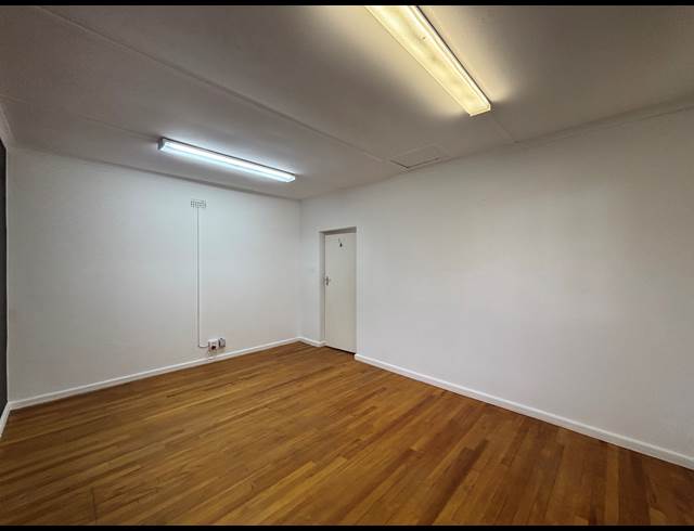 54M² OFFICE TO LET IN PAARDEVLEI