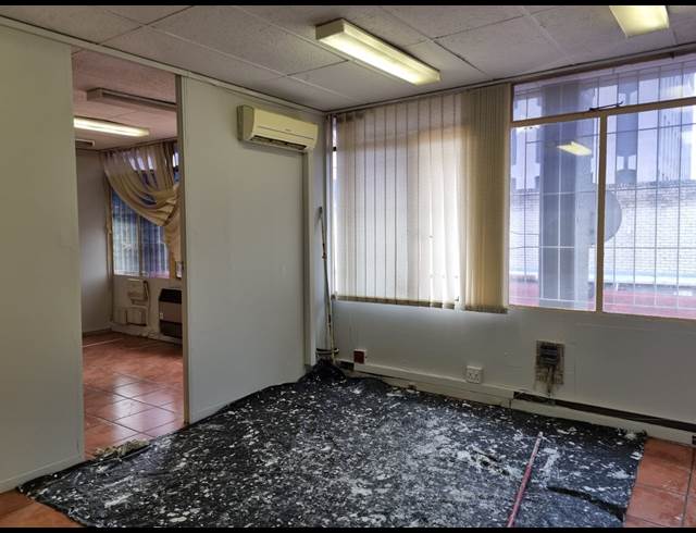 89M² OFFICE TO LET IN NELSPRUIT CENTRAL