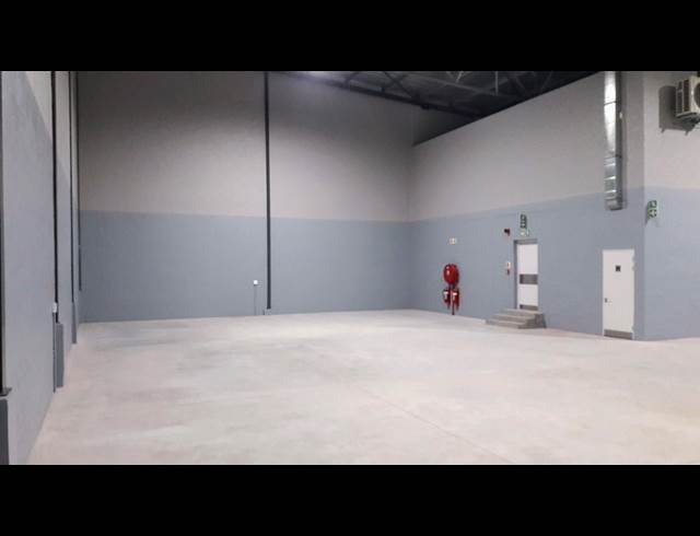 428M² WAREHOUSE TO LET IN STONEWOOD SECURITY ESTATE