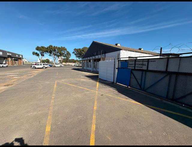 400M² WAREHOUSE TO LET IN ONVERWACHT