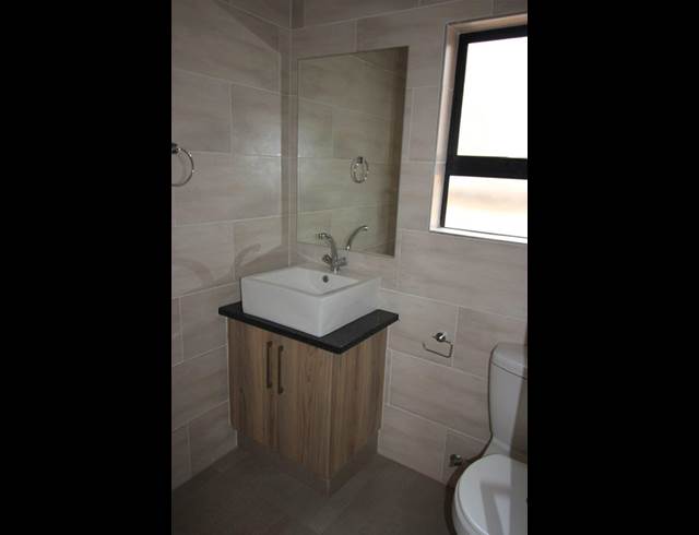 2 BEDROOM PROPERTY TO RENT IN OLYMPUS AH