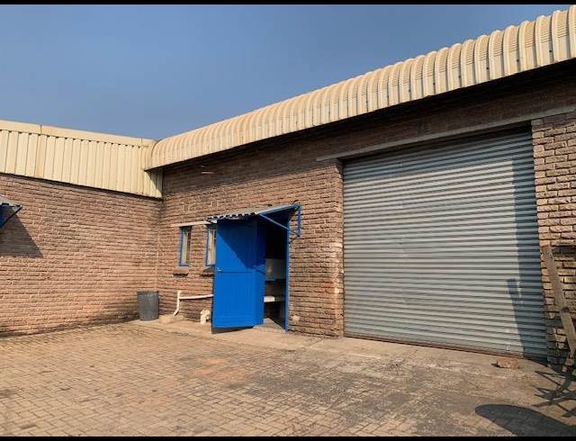 170M² WORKSHOP TO LET IN ROCKY DRIFT