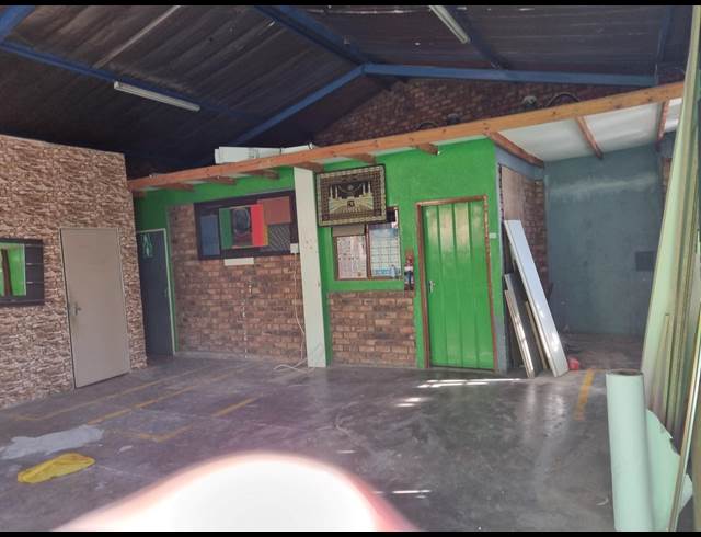 100M² WAREHOUSE TO LET IN NELSPRUIT INDUSTRIAL