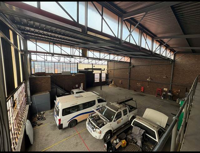 600M² WAREHOUSE TO LET IN DELVILLE