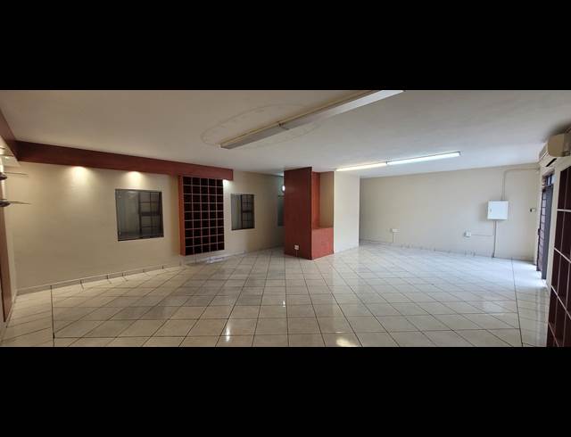 101M² OFFICE TO LET IN NELSPRUIT CENTRAL