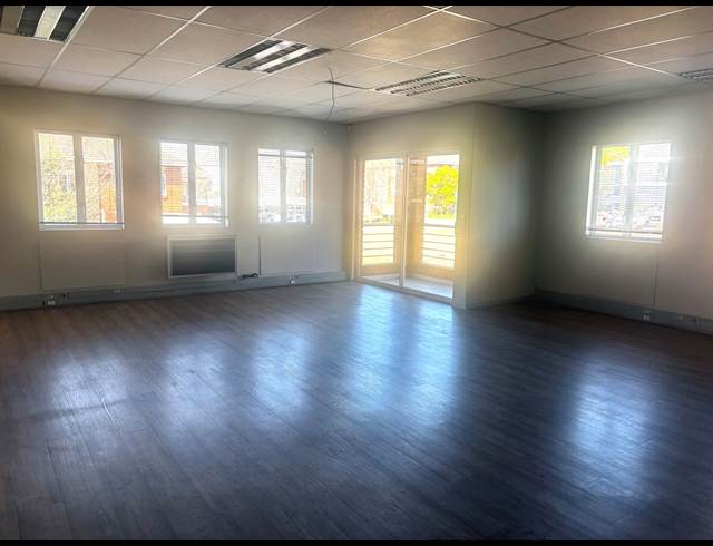 365M² BUILDING TO LET IN FOURWAYS