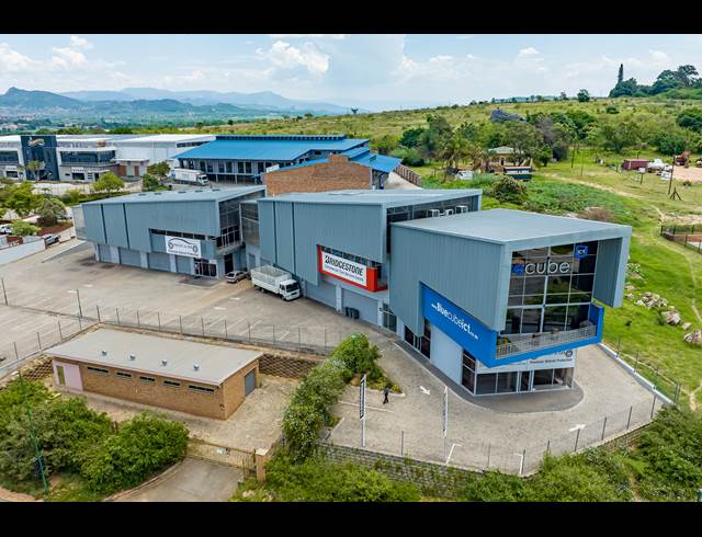 633M² WORKSHOP RENTED IN RIVERSIDE INDUSTRIAL PARK