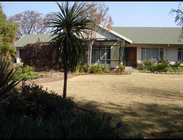 GREAT FAMILY HOME 4 BEDS IN GRACE AVE