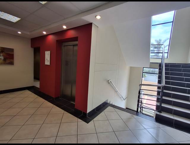 203M² OFFICE TO LET IN BEREA