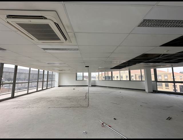 318.70M² OFFICE TO LET IN CENTURION CENTRAL