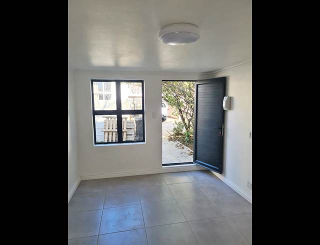 1 bed property to rent in WORCESTER CENTRAL