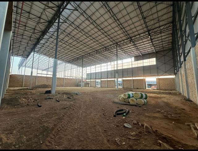 4,159M² WAREHOUSE TO LET IN NORTH RIDING