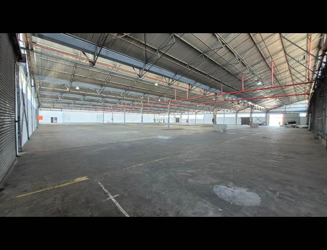 4,280M² WAREHOUSE TO LET IN BOKSBURG EAST