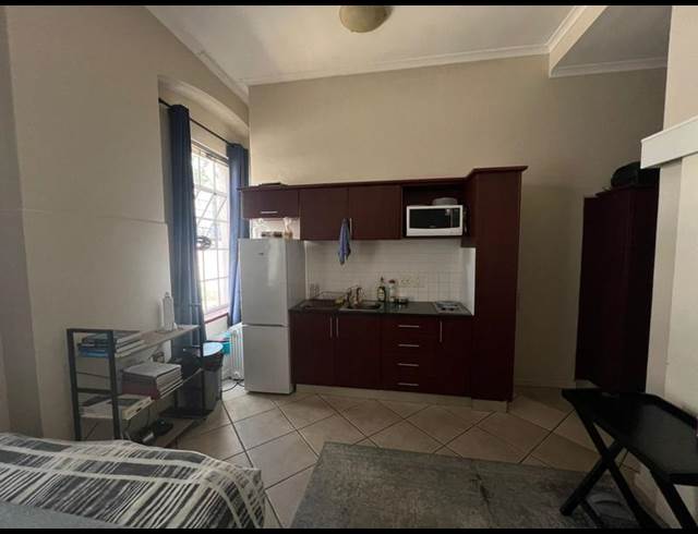 1 BEDROOM PROPERTY TO RENT IN STELLENBOSCH CENTRAL