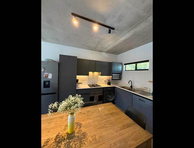 1 BEDROOM PROPERTY TO RENT IN HYDE PARK