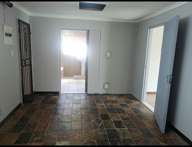 1 bed property to rent in WINCHESTER HILLS