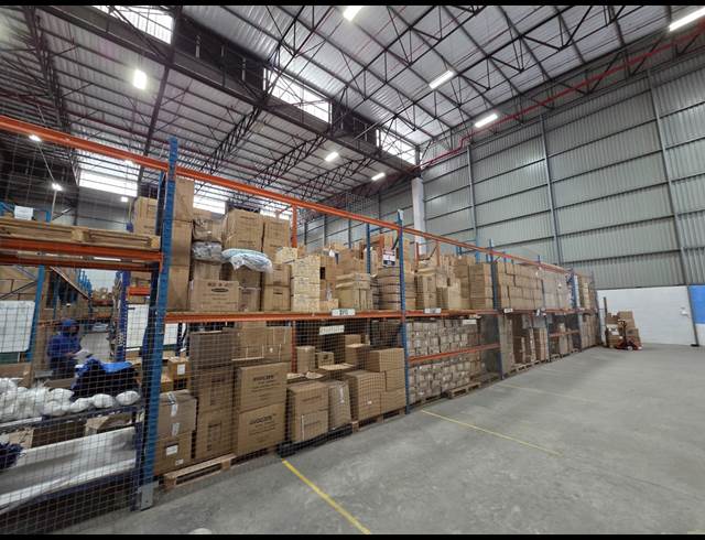 1,697M² WAREHOUSE TO LET IN AIRPORT INDUSTRIA