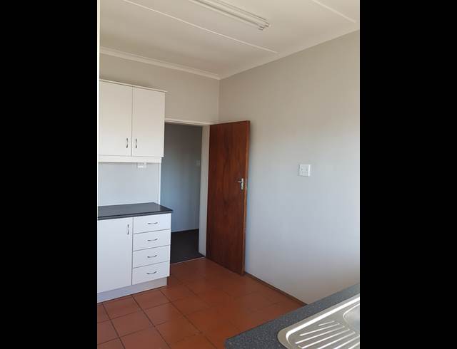 2 bed property to rent in WORCESTER CENTRAL