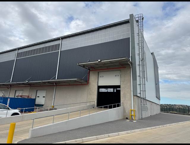 3,495M² WAREHOUSE TO LET IN GLEN ANIL