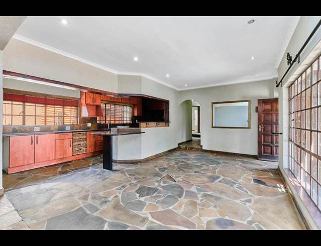 3 BEDROOM PROPERTY TO RENT IN OLIVEDALE