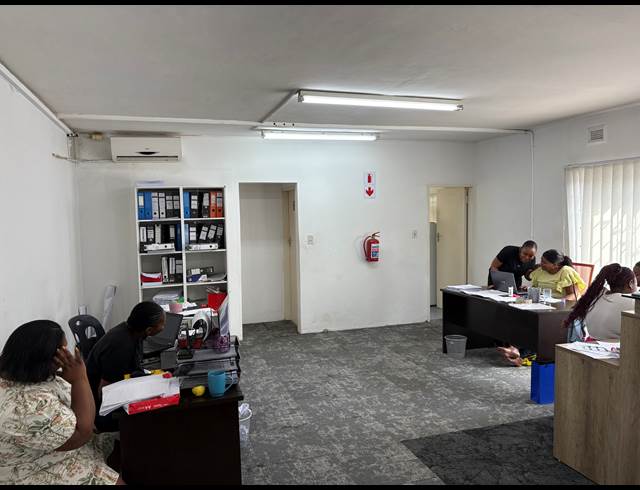 72M² OFFICE TO LET IN PINETOWN CENTRAL