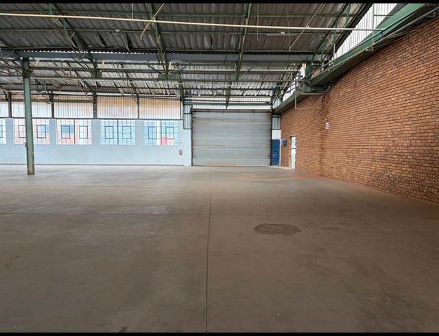 1,000M² WAREHOUSE TO LET IN TULISA PARK