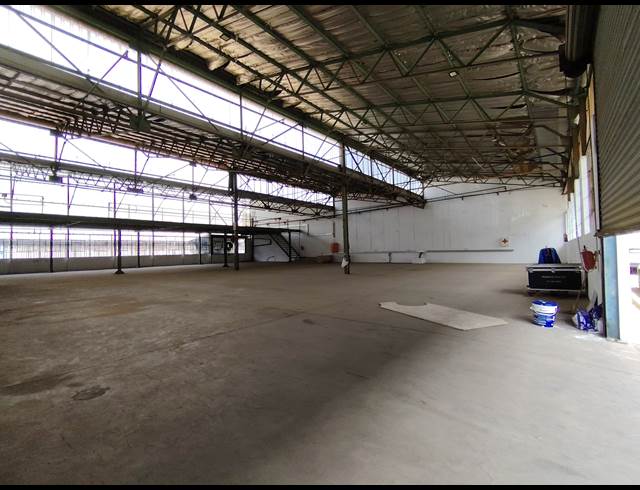 1,000M² WAREHOUSE TO LET IN TULISA PARK