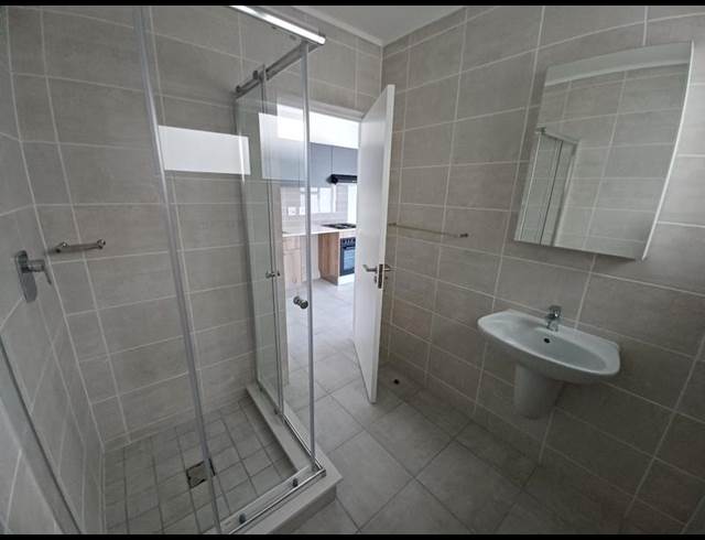 1 BEDROOM PROPERTY TO RENT IN GREENBAY ECO ESTATE