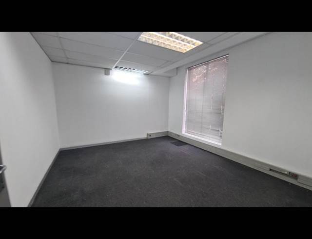 BUSINESS PROPERTY TO RENT IN FAERIE GLEN