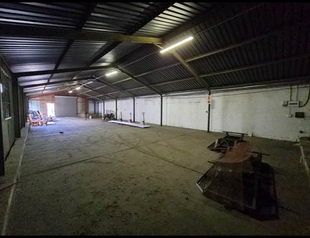 265M² WAREHOUSE TO LET IN WADEVILLE