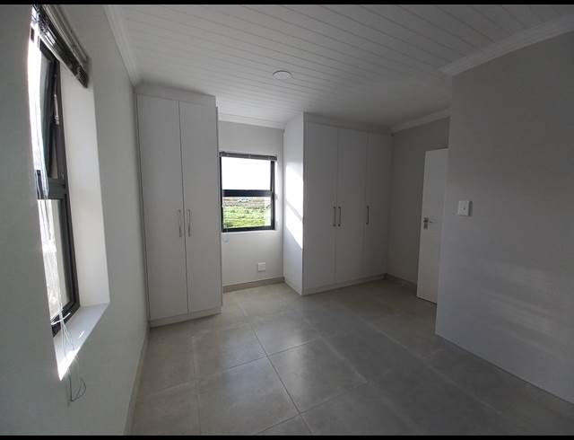 2 bed property to rent in WORCESTER WEST