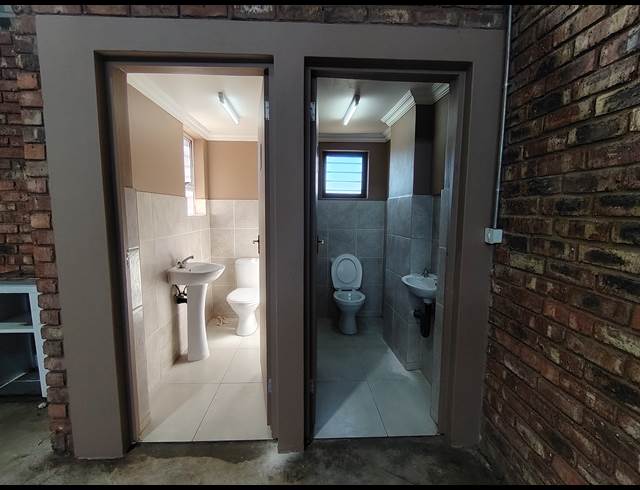 150M² WAREHOUSE TO LET IN ALBERTON NORTH