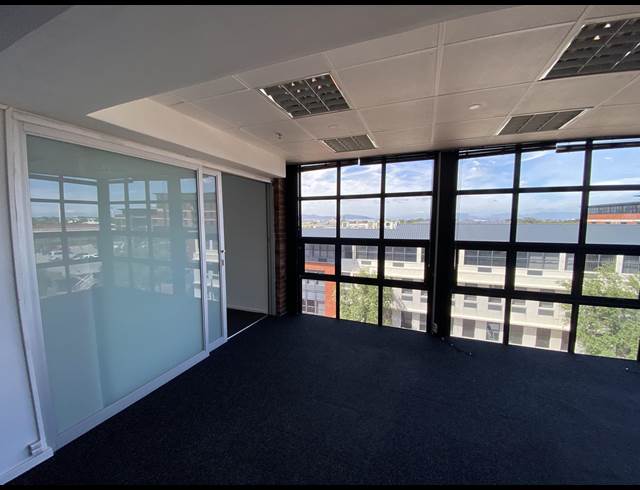 58M² OFFICE TO LET IN OBSERVATORY