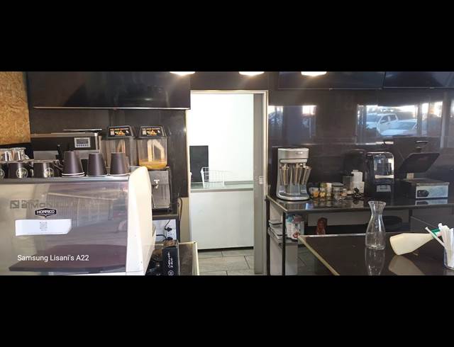 25M² BUSINESS CENTRE TO LET IN GLENWOOD