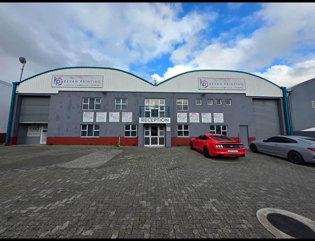 1,500M² BUILDING TO LET IN MALL INTERCHANGE