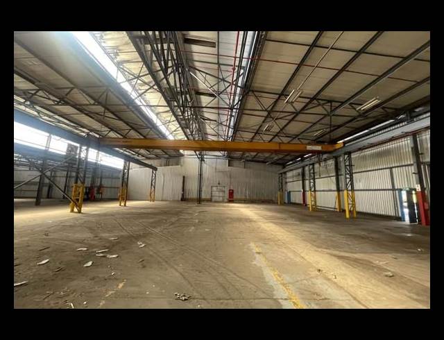 3,251M² WAREHOUSE TO LET IN ANDERBOLT