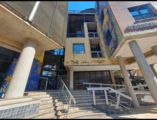 432M² OFFICE TO LET IN MELROSE ARCH