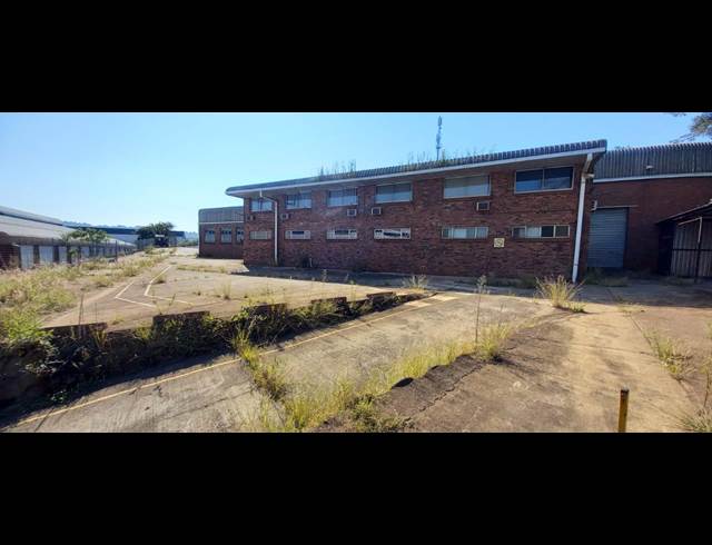 2,250M² WAREHOUSE TO LET IN WESTMEAD