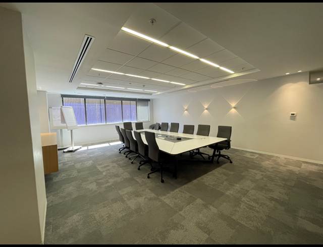 4,055M² OFFICE TO LET IN CAPE TOWN CITY CENTRE