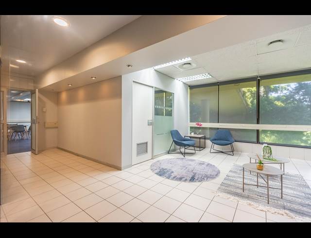 2,340M² BUSINESS CENTRE TO LET IN MORNINGSIDE