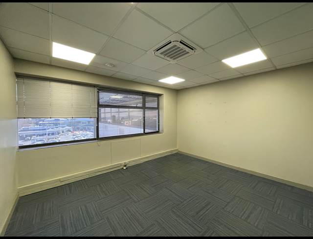 281M² OFFICE TO LET IN RIVONIA
