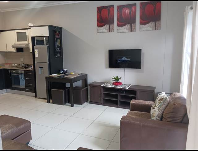 2 BEDROOM APARTMENT TO LET IN UMHLANGA RIDGE
