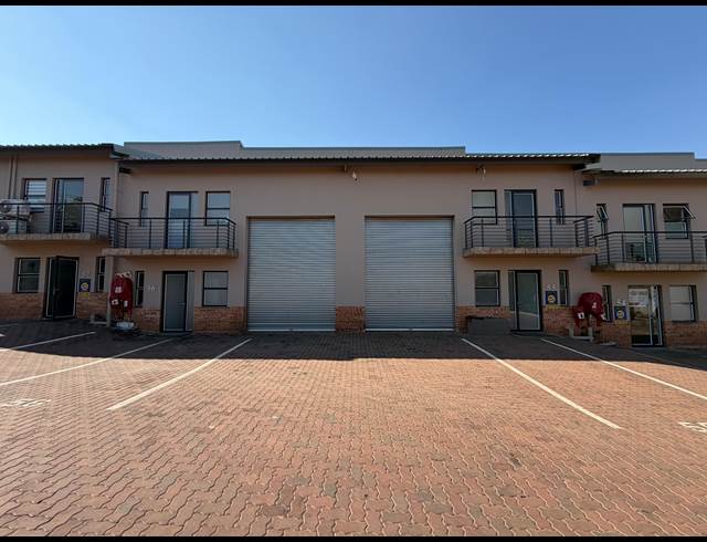 292M² WAREHOUSE TO LET IN BARBEQUE DOWNS