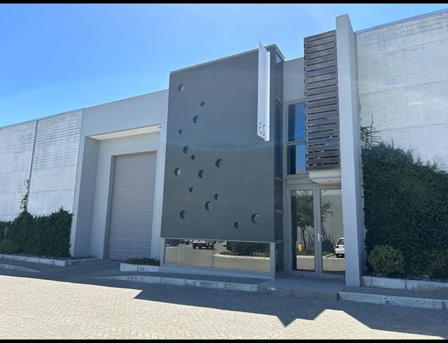 443M² BUSINESS TO LET IN BRACKENFELL INDUSTRIAL